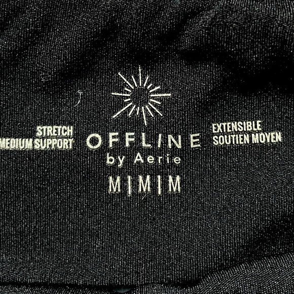 black aerie sports bra with twist back - Picture 2 of 3